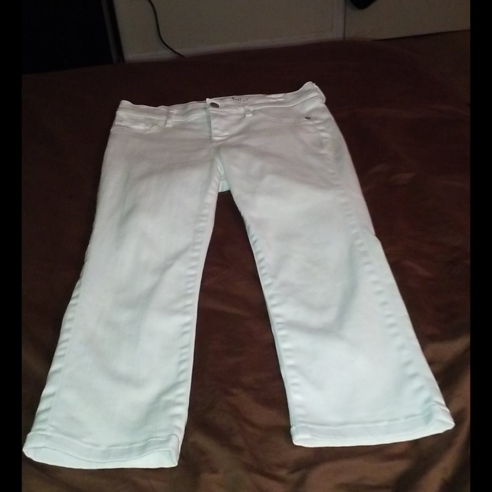 New York and Company Soho Jeans Size 6